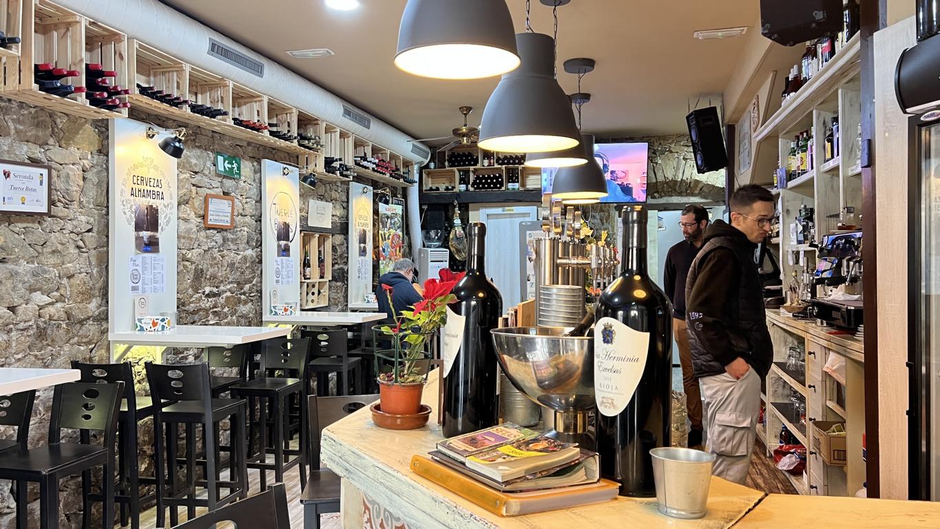 Tuercebotas, Avilés