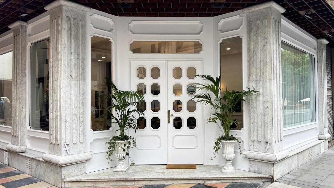 Atelier de Peluquería, Agustín Hernández Avilés