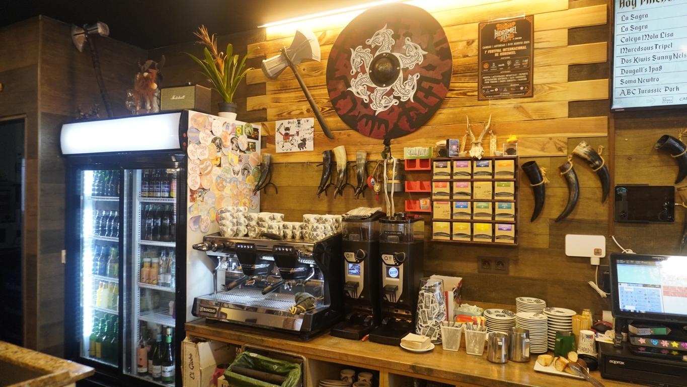 Cervecería Barhalla Avilés