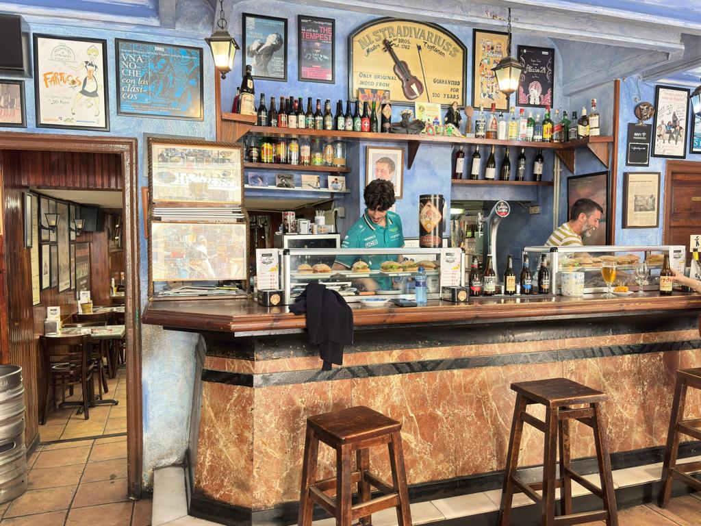 Barra del Lord Byron, Avilés