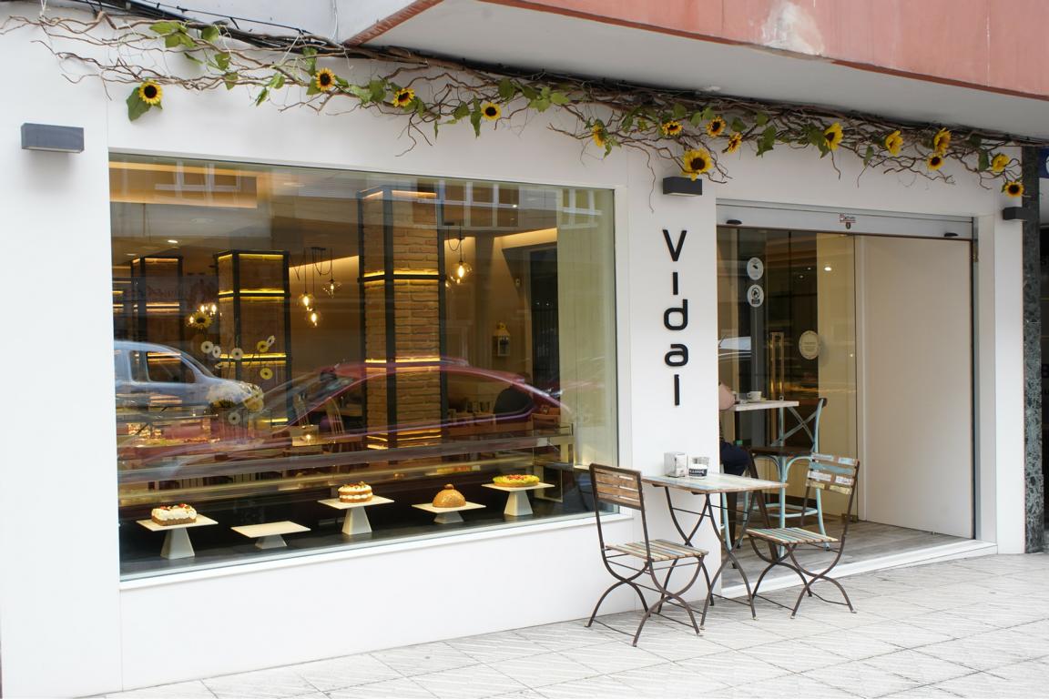 Escaparate de Confitería Vidal