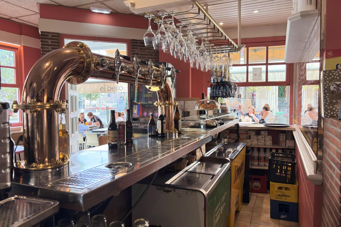 El bello Otero, cafetería de Avilés