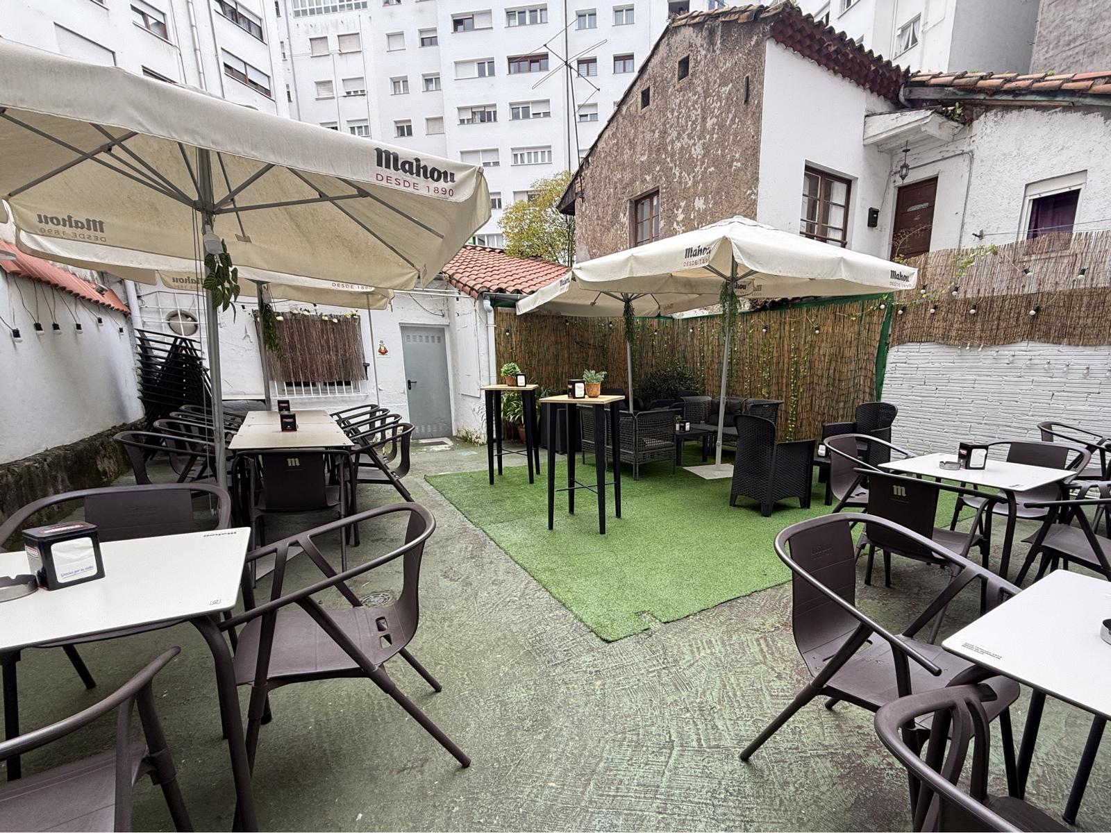 Terraza del Bar Reguero, Avilés