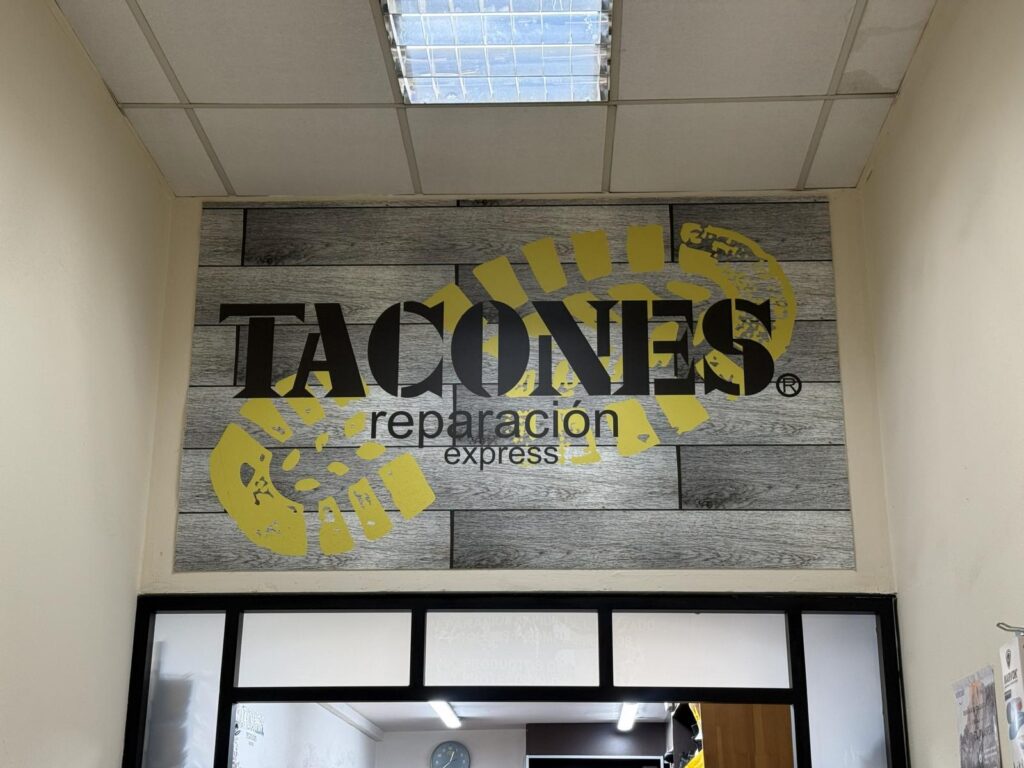 Tacones, reparación de calzado